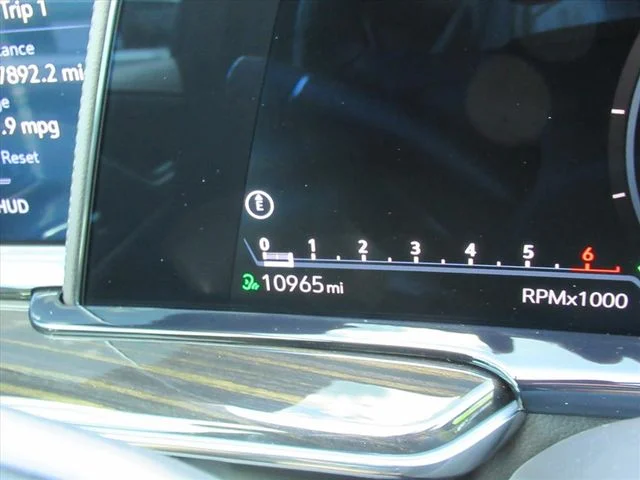 Used 2024 Red Cadillac Sport image 34