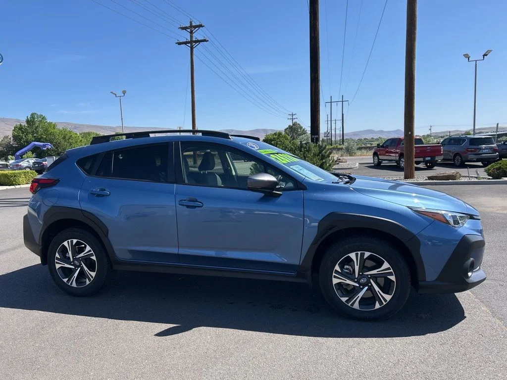 Used 2024 Horizon Blue Pearl Subaru Premium image 3