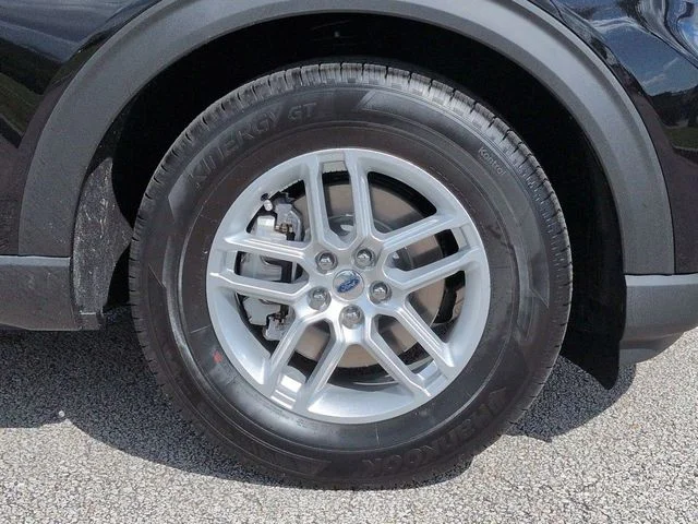 New 2026 Black Ford Active image 11