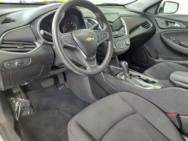 Used 2020 Silver Chevrolet LT image 8