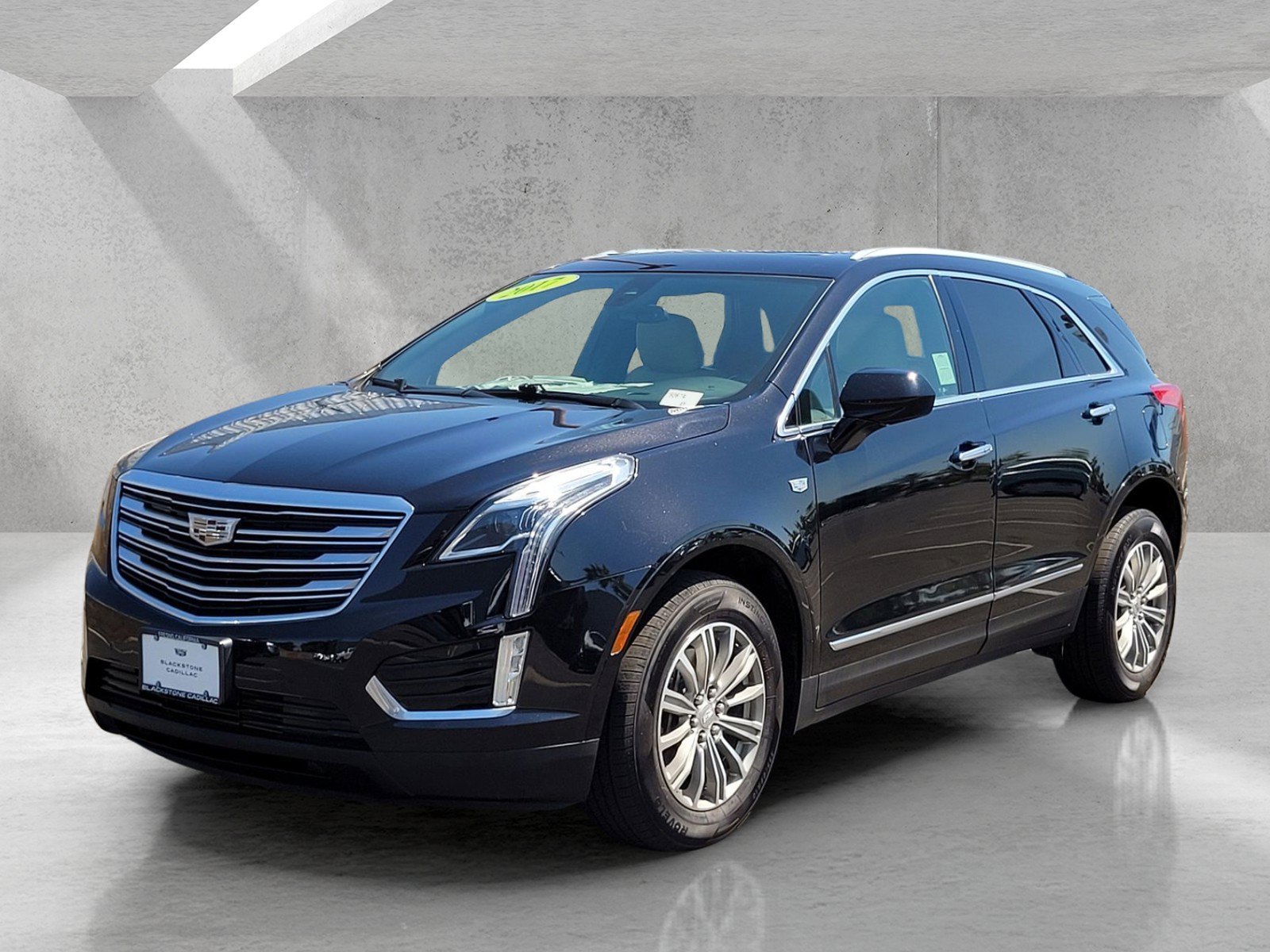 Used 2017 STELLAR BLACK METALLIC Cadillac Luxury FWD image 8
