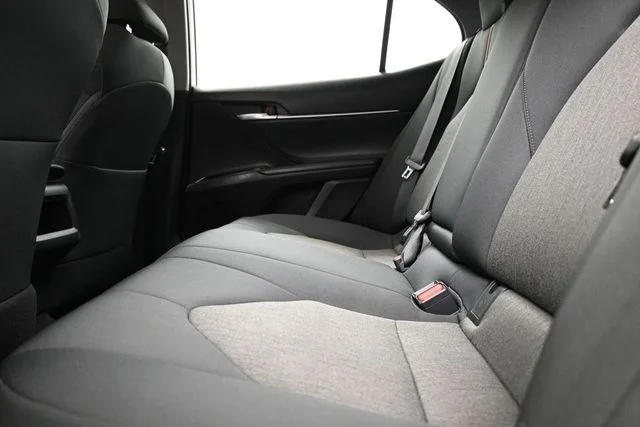 Used 2019 Silver Toyota LE image 11
