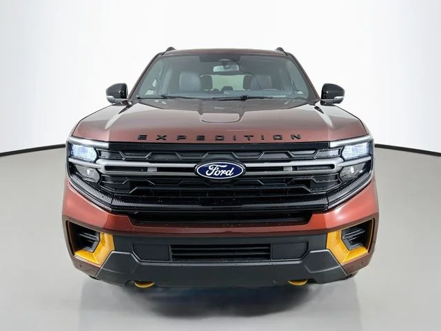 New 2027 Bronze Fire Metallic Tinted Clearcoat Ford Tremor image 2