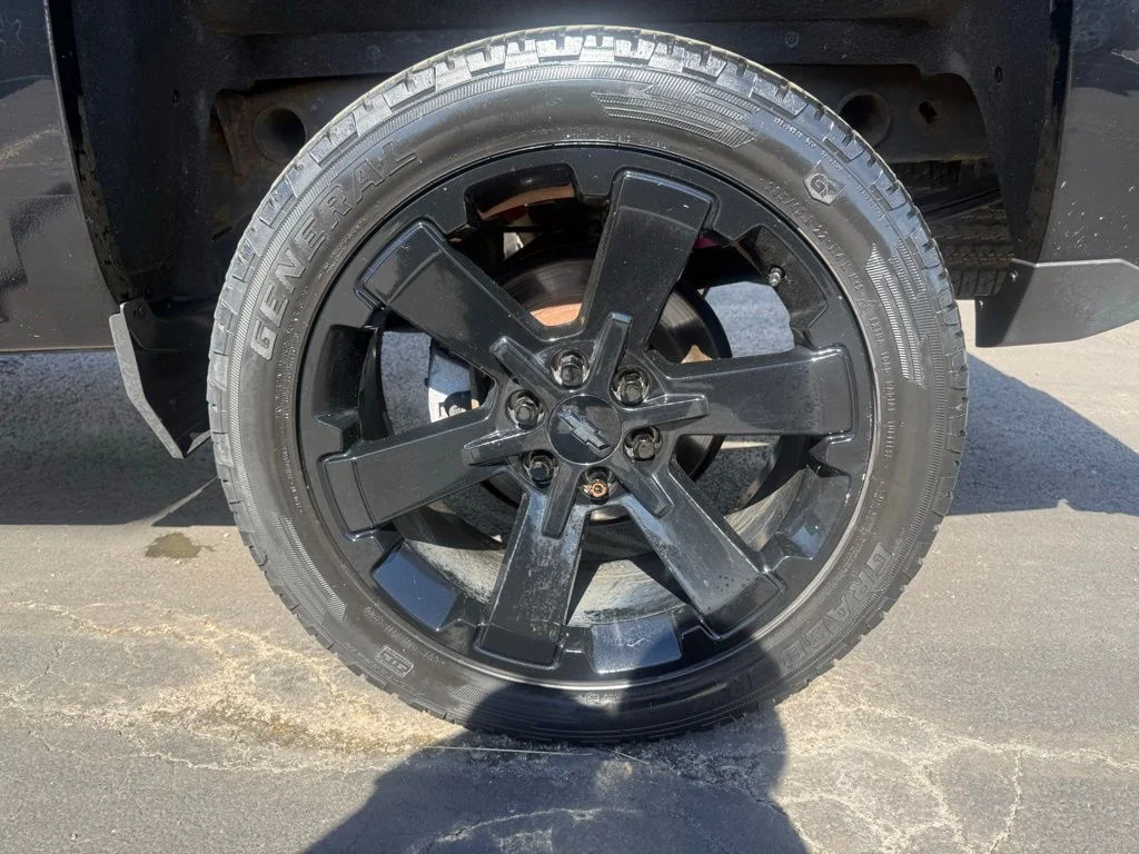 Used 2018 Black Chevrolet LTZ image 32
