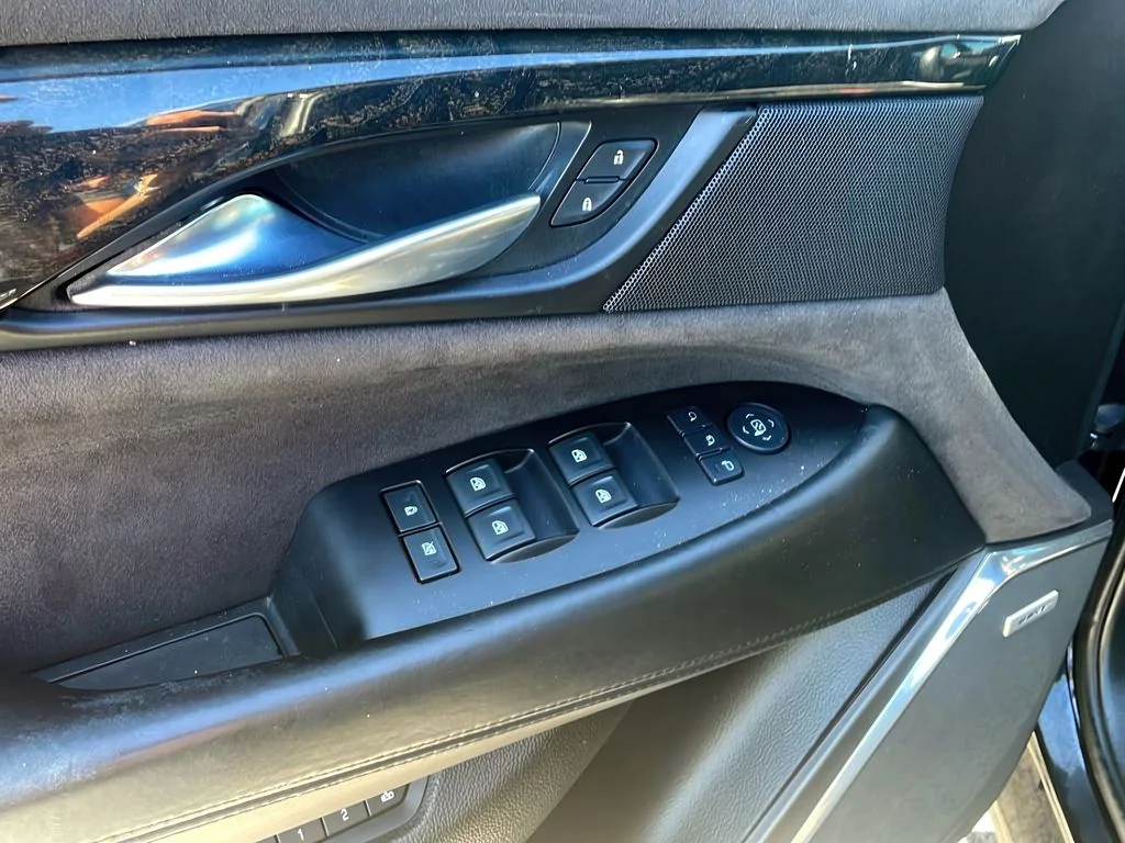 2015 Cadillac Escalade ESV Platinum - Photo 12