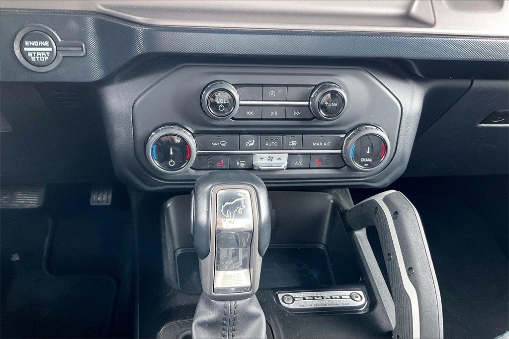 2022 FORD BRONCO - Image 32