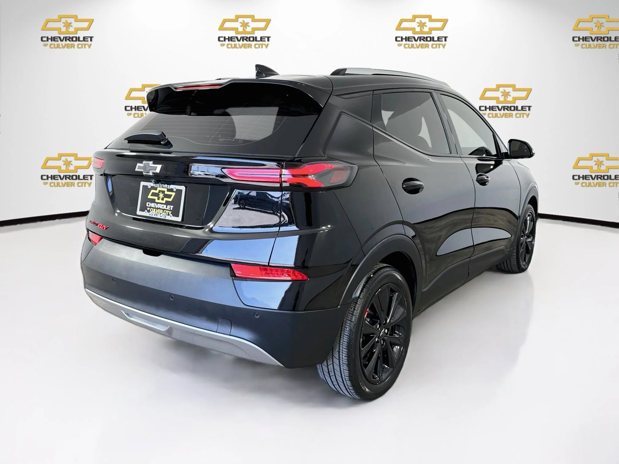 Used 2023 Mosaic Black Metallic Chevrolet LT Redline image 8