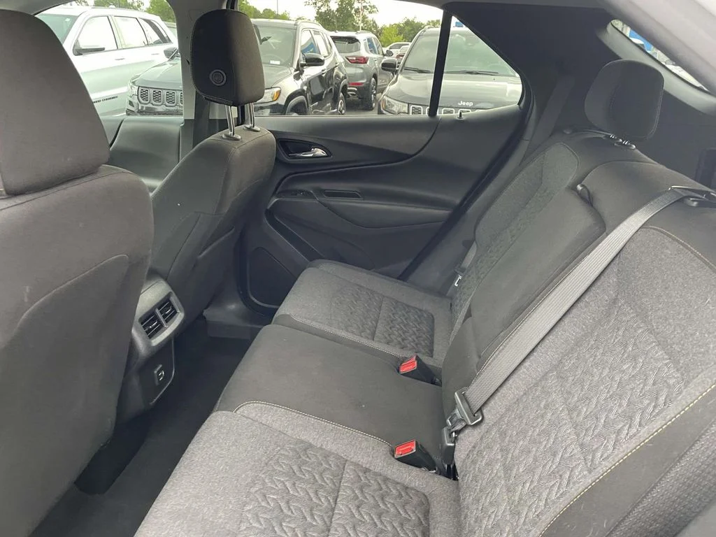 Used 2023 Summit White Chevrolet LT image 15