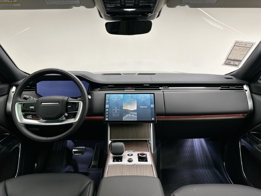 New 2027 Santorini Black Metallic Land Rover SE image 8