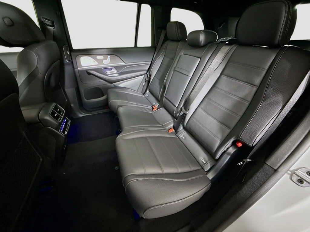 New 2026 White Mercedes-Benz GLS 580 image 26