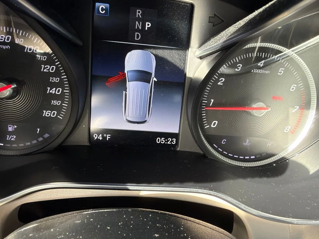 Used 2018 Lunar Blue Metallic Mercedes-Benz GLC 300 image 2