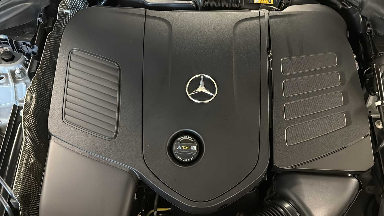 New 2027 MANUFAKTUR Alpine Grey Mercedes-Benz GLC 300 image 12