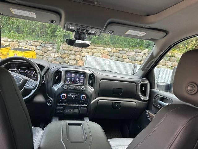 Used 2021 WHITE FROST TRICOAT GMC Denali image 25