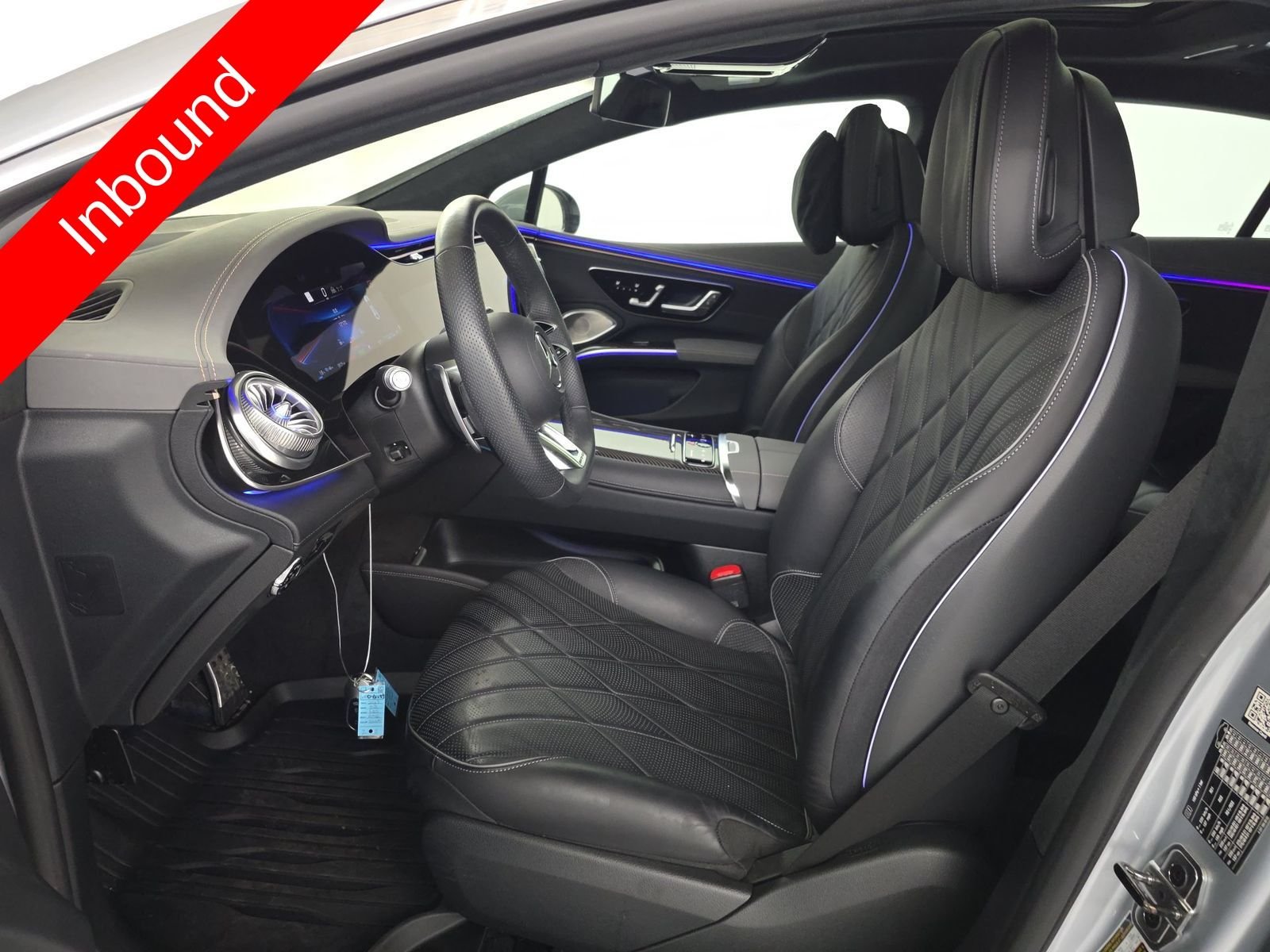 Used 2023 Silver Mercedes-Benz Base image 3