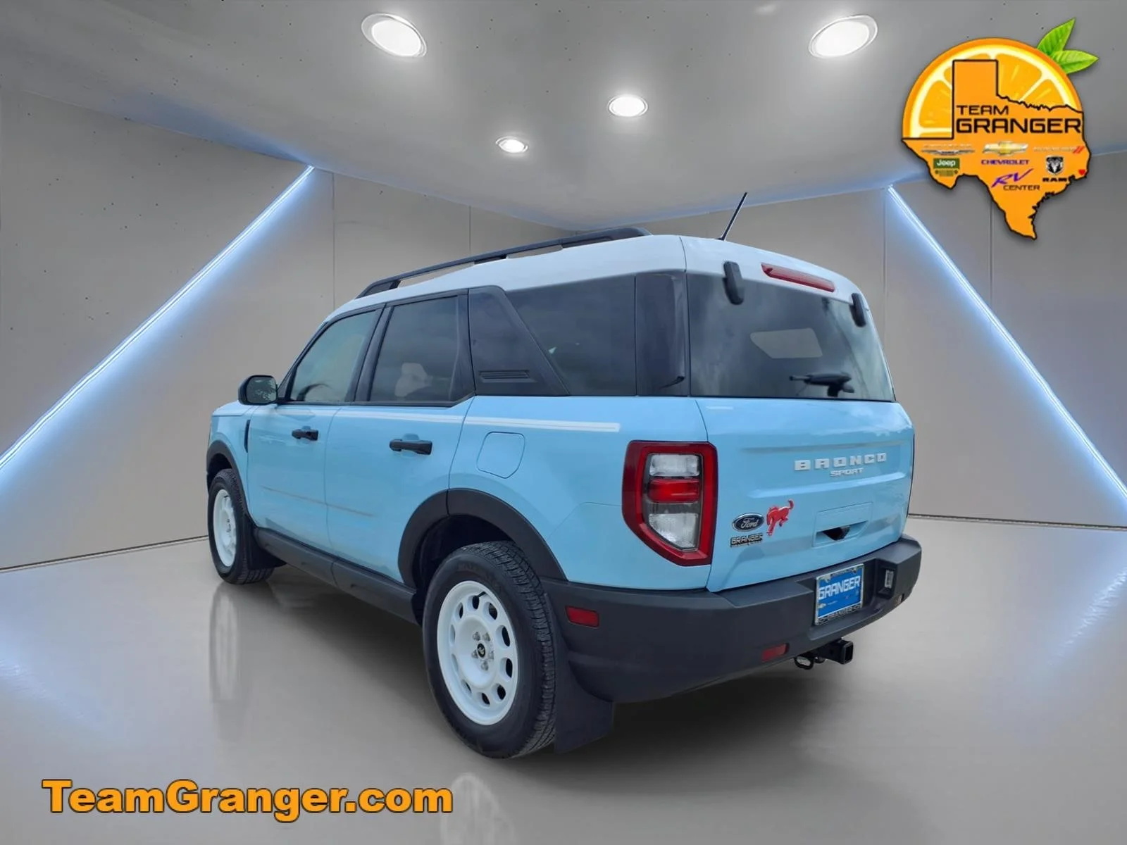 Used 2023 Blue Ford Heritage image 4
