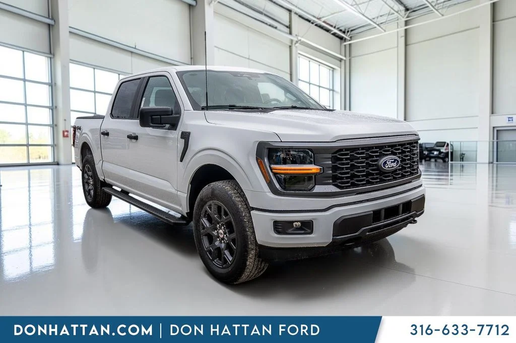 New 2026 Oxford White Ford STX® image 29