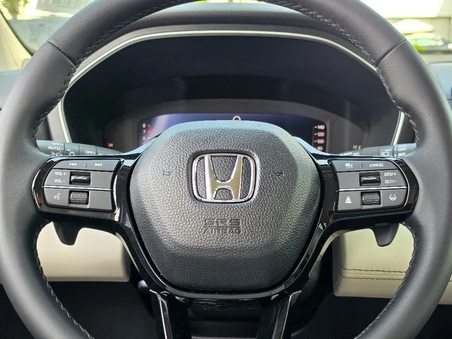 New 2026 Smoke Blue Pearl Honda EX-L image 9
