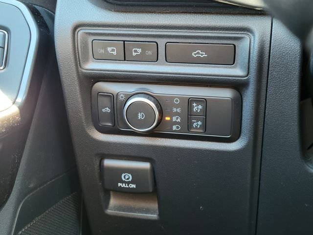 Used 2021 White Ford XLT image 12