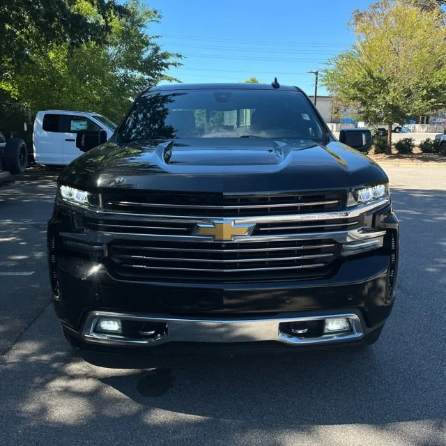 Used 2019 Black Chevrolet High Country image 6