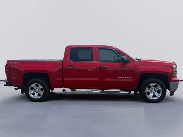 Used 2014 Red Chevrolet LT image 1