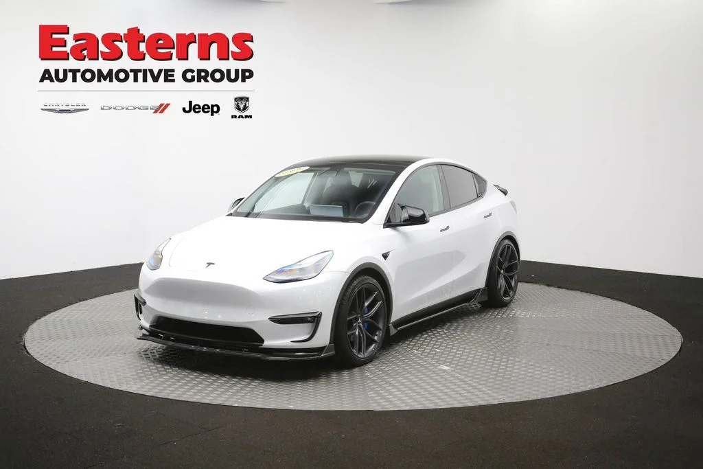 Used 2022  Tesla Performance image 51