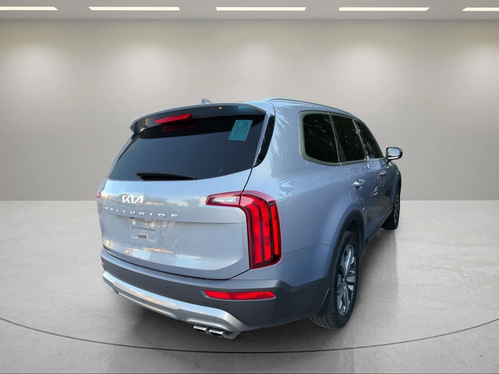 Used 2022 Everlasting Silver Kia S image 9