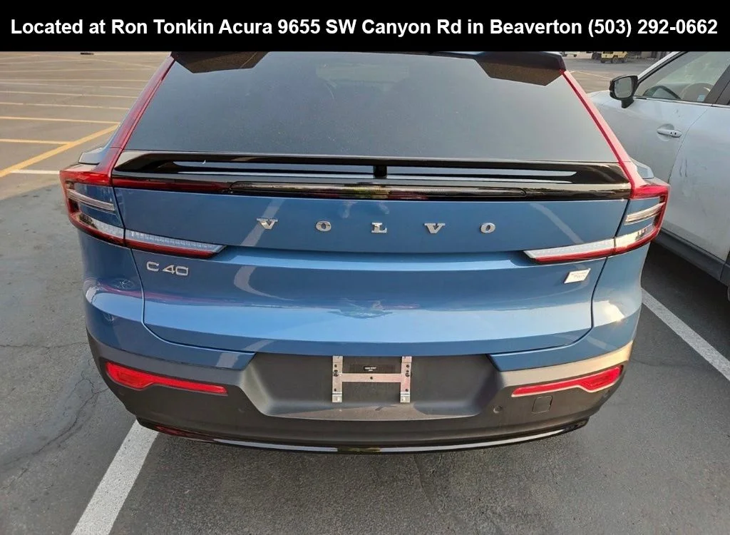 Used 2024 Fjord Blue Metallic Volvo Twin Plus image 5