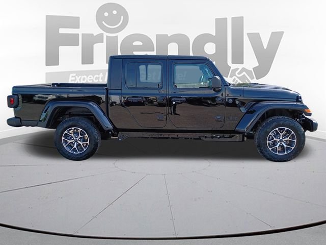 New 2026 Black Clear-Coat Exterior Paint Jeep Sport S image 4