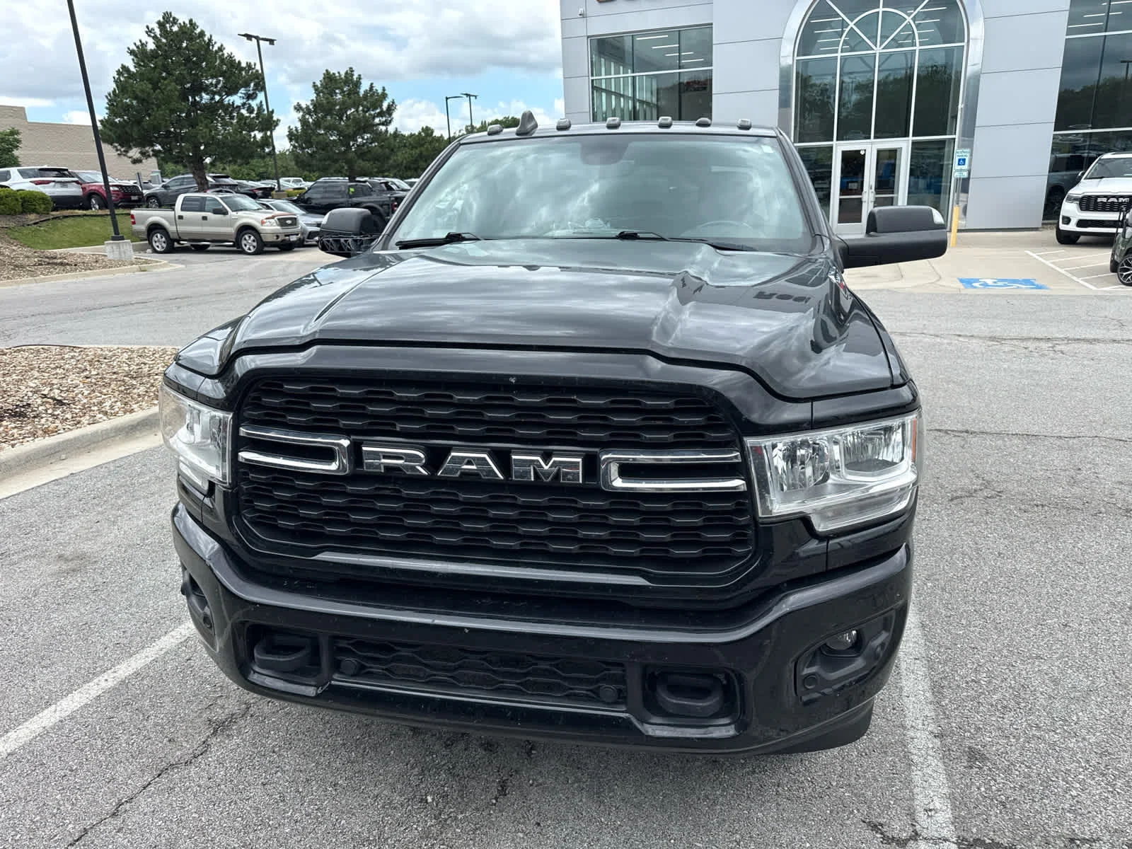 Used 2022 RAM Ram 2500 Pickup Big Horn with VIN 3C6UR5DJ8NG212145 for sale in Kansas City