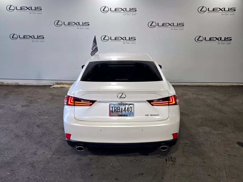 Used 2016 White Lexus 200t image 9
