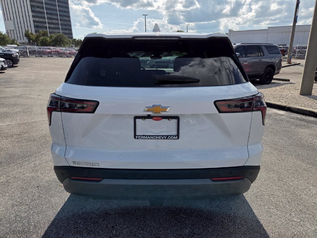 2026 Chevrolet Equinox LT - Photo 12