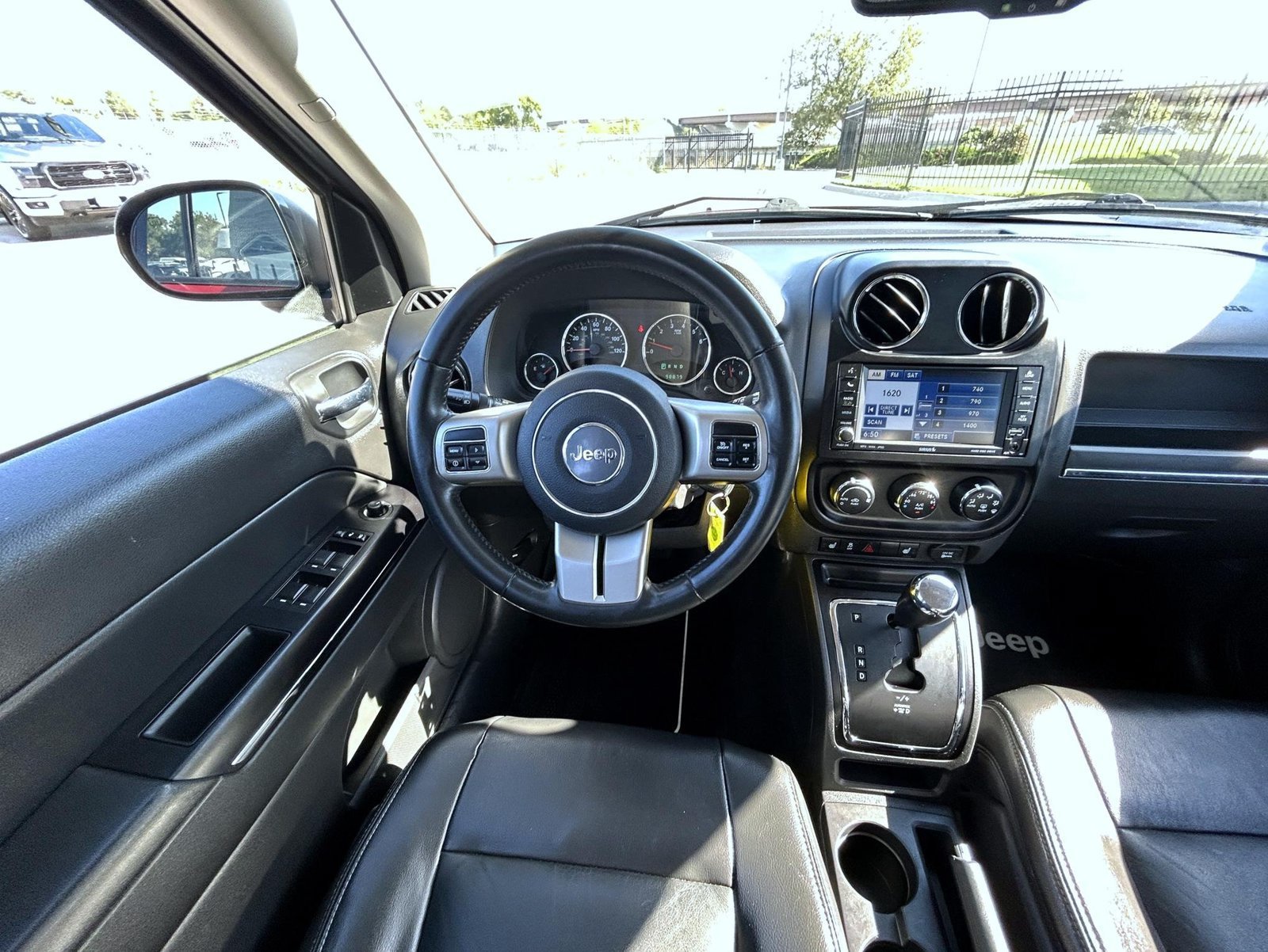 2011 Jeep Compass Limited - Photo 14