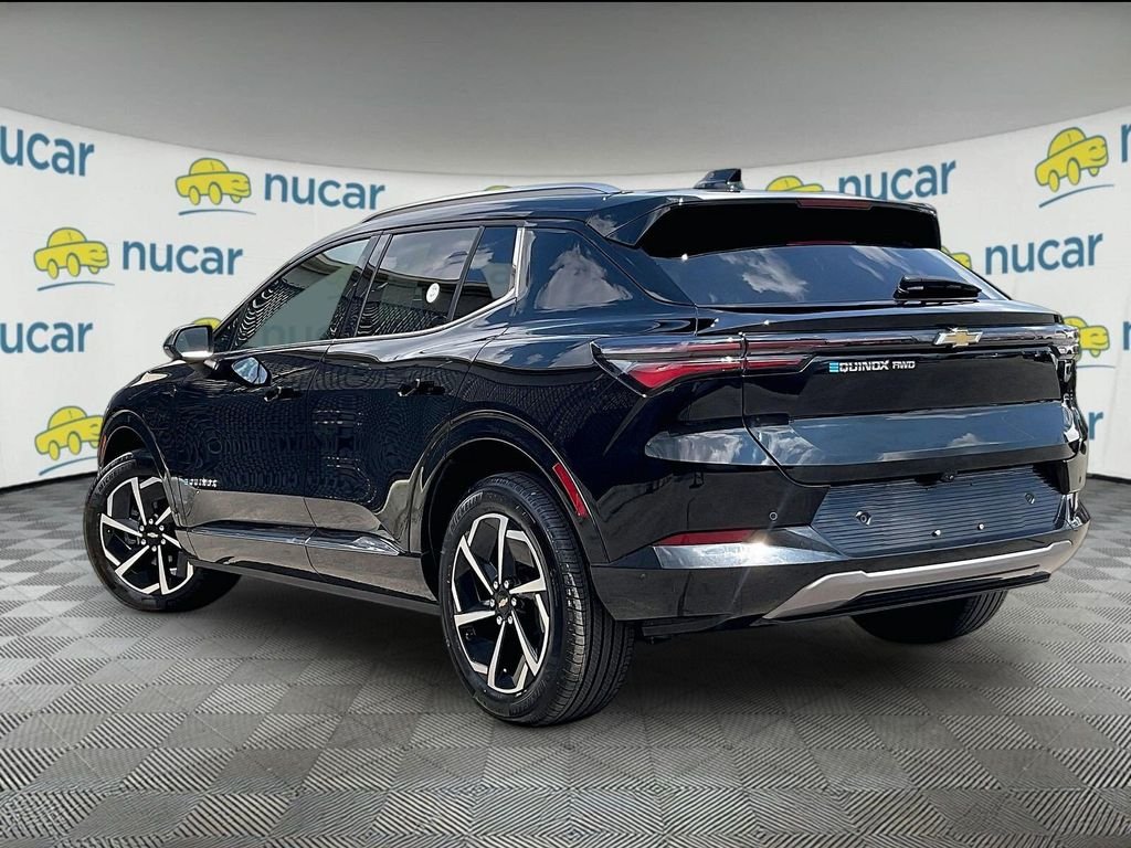 Used 2025 Black Chevrolet LT image 4