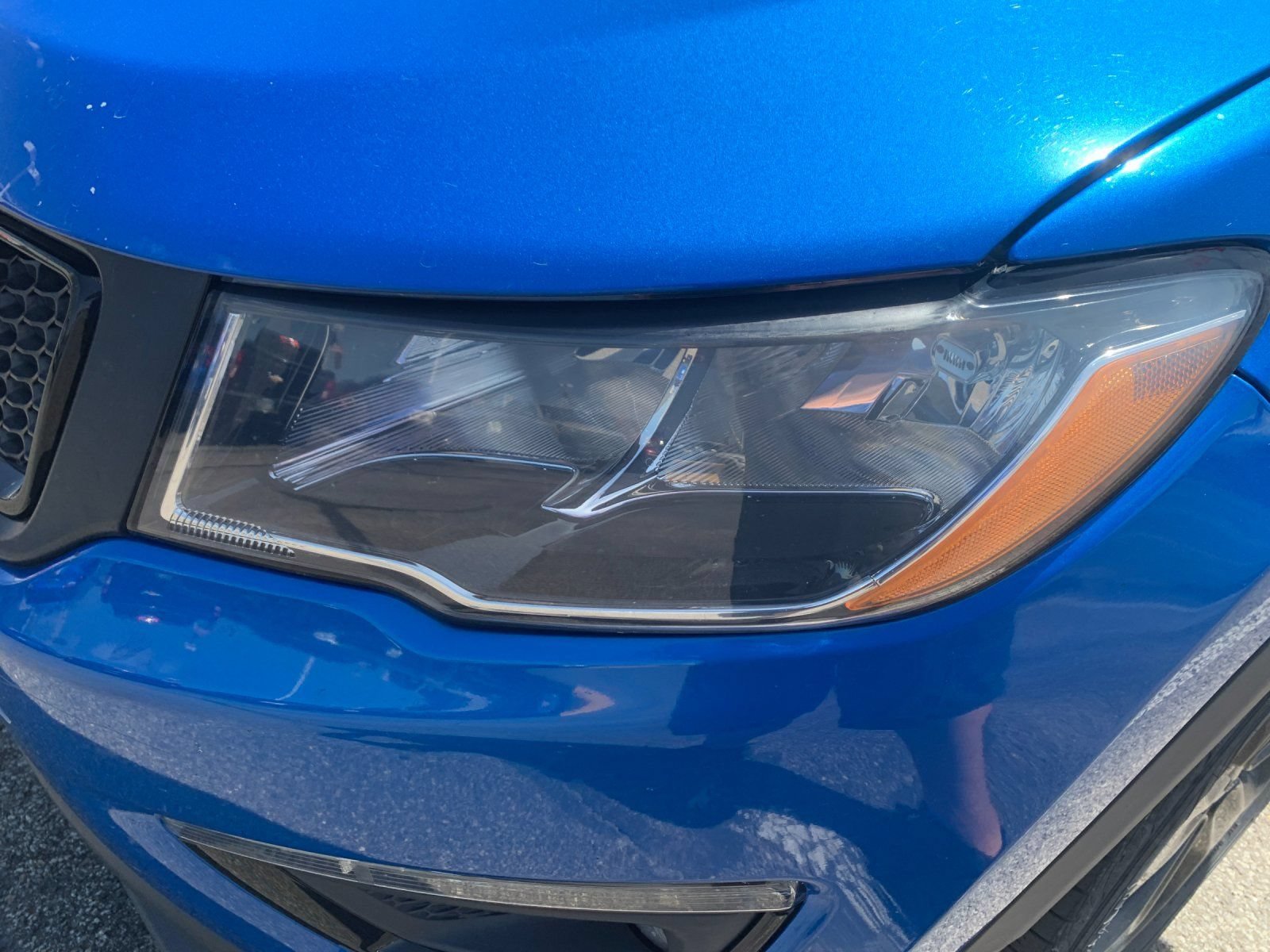Used 2020 Blue Jeep Altitude 4x4 image 9