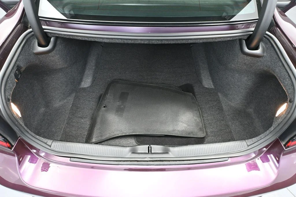 Used 2021 Purple Dodge R/T image 32