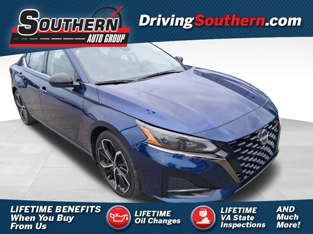 Used 2024 Blue Nissan 2.5 SR image 1