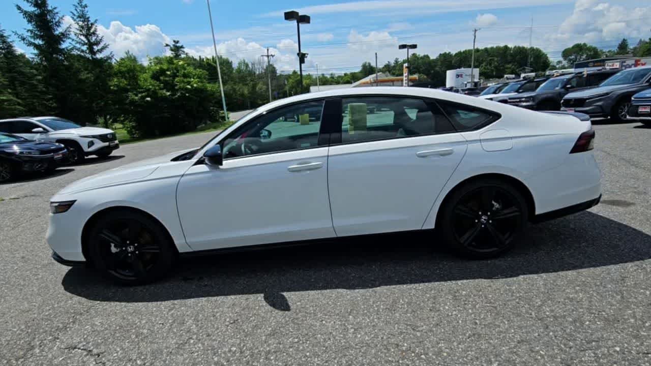 Used 2025 Platinum White Pearl Honda Sport-L image 6