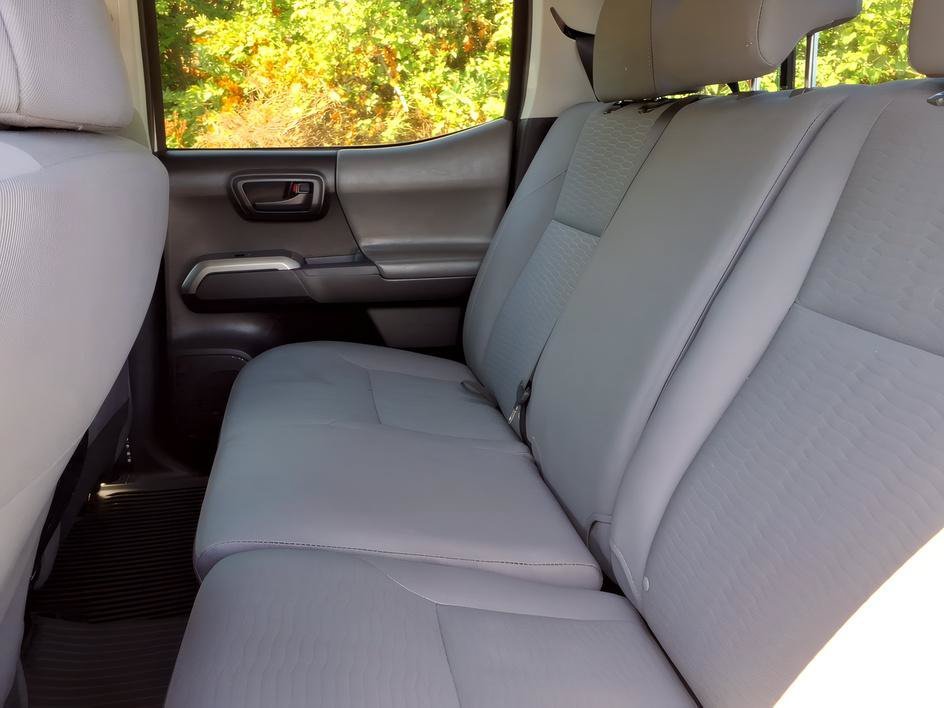 Used 2019 Super White Toyota SR5 image 13