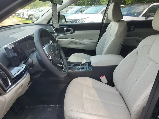 2025 Kia Sorento S - Photo 8