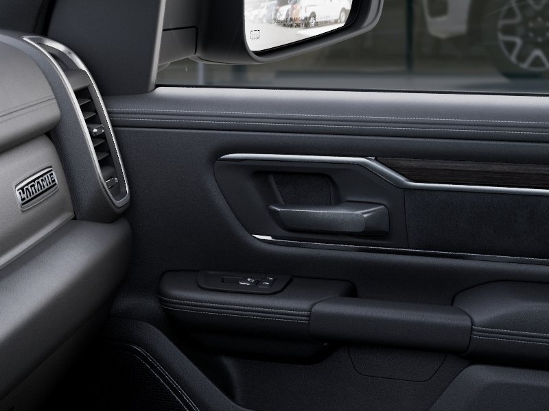 New 2026 Granite Crystal Metallic Clear-Coat Exterior Paint RAM Laramie image 25