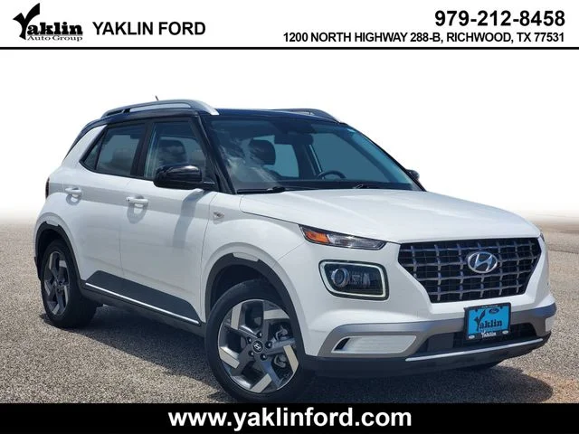 Used 2025 White Hyundai Limited image 1
