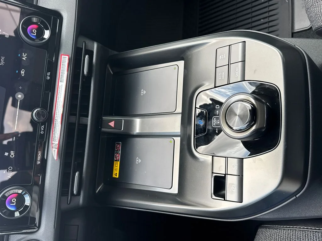 New 2026 Wind Chill Pearl Toyota XLE image 30