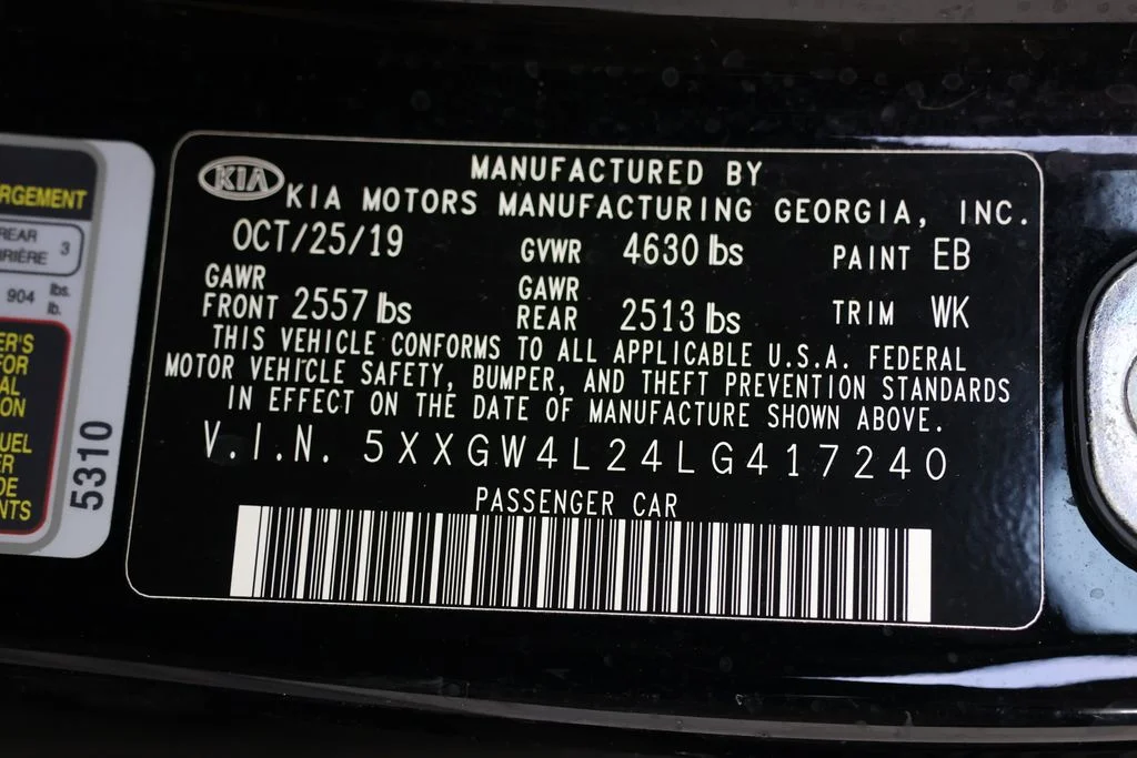 Used 2020 Black Kia SX image 30
