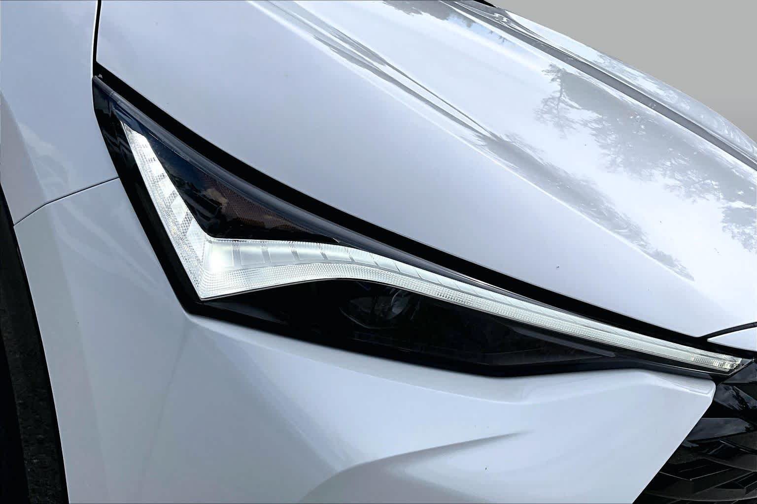New 2026 Platinum White Pearl Acura w/A-Spec Package image 13