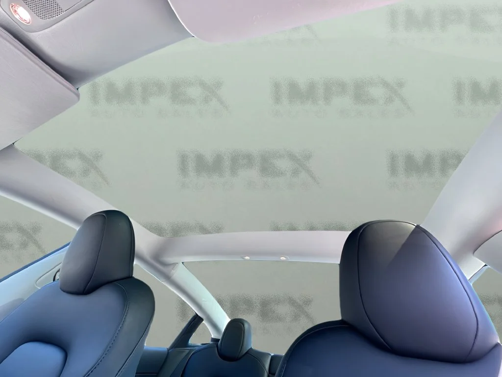 Used 2023 White Tesla Base image 11