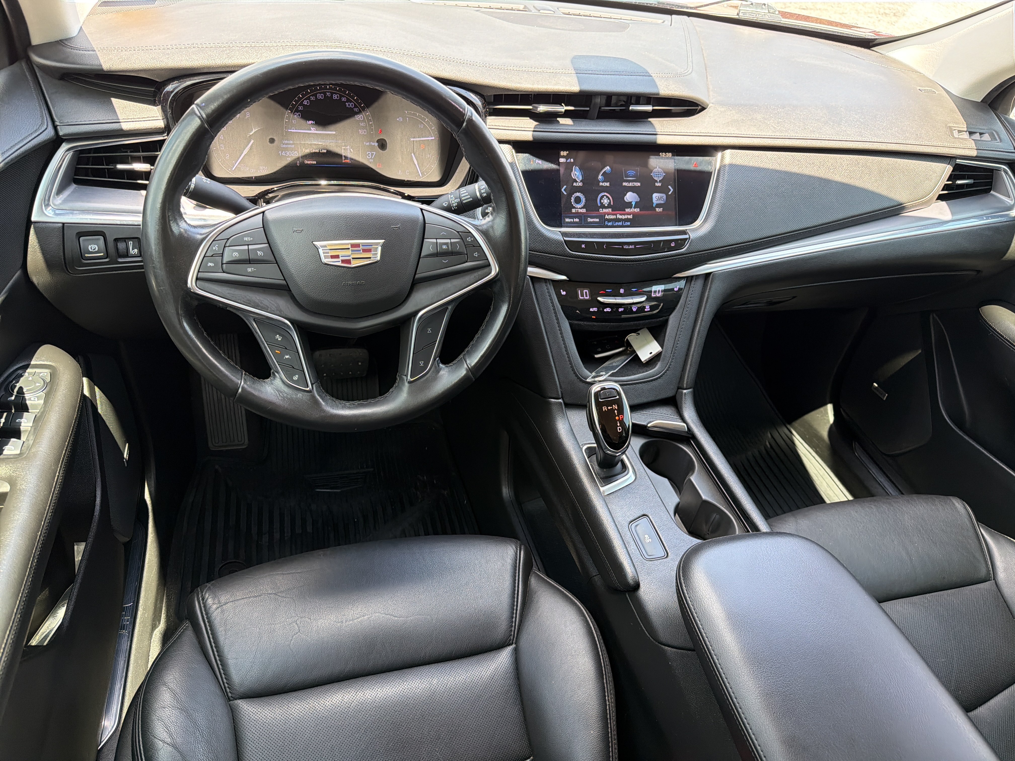 Used 2019 Red Horizon Tintcoat Cadillac Luxury FWD image 23