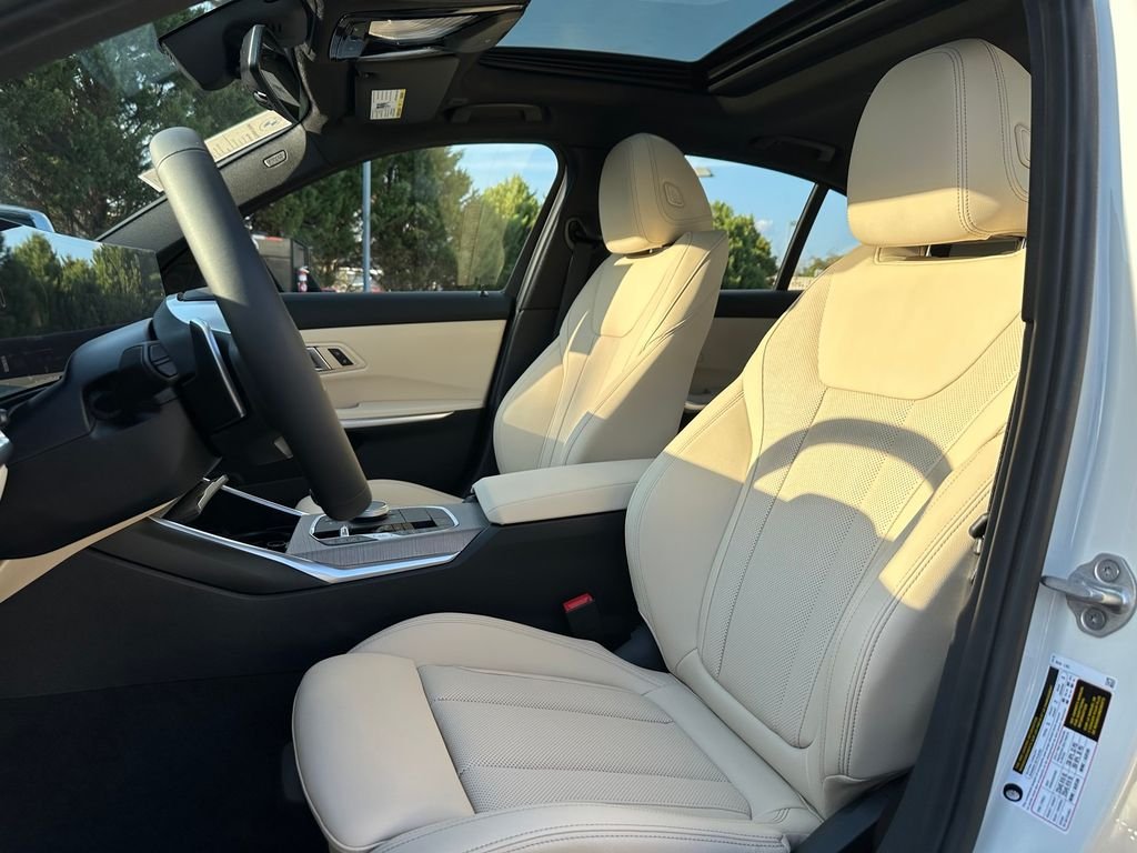 Used 2026 Alpine White BMW 330i image 14