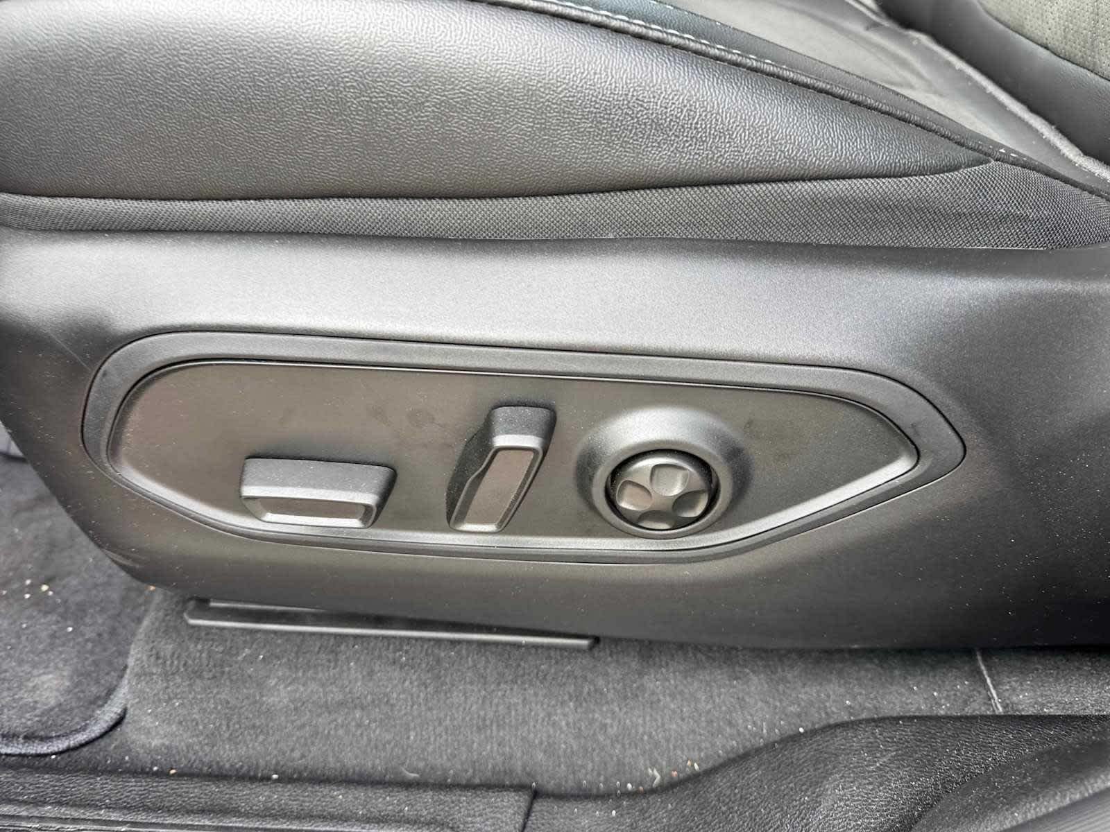 2025 Jeep Grand Cherokee Altitude - Photo 12