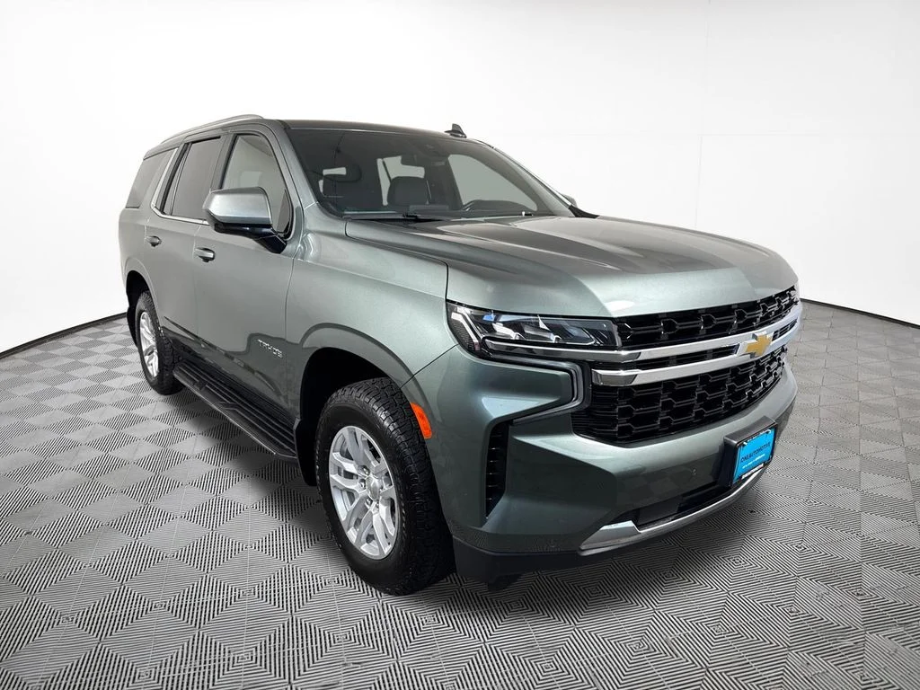 Used 2023 Silver Sage Chevrolet LS image 4
