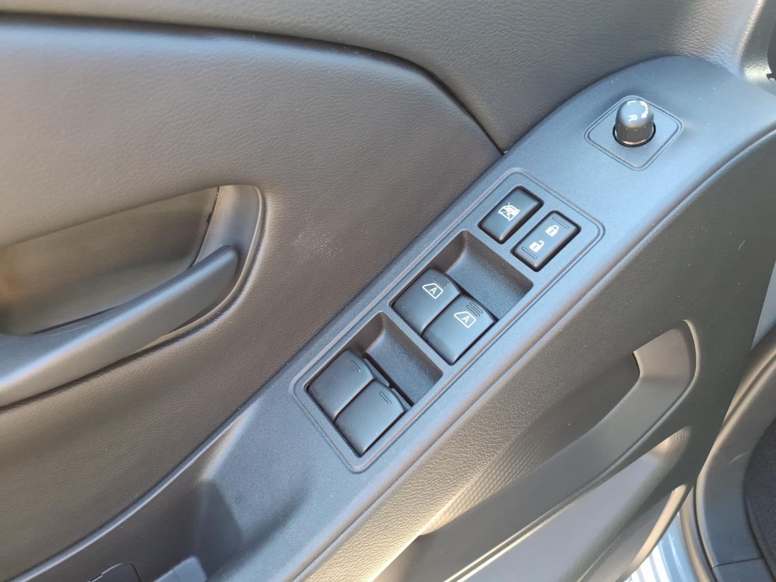 Used 2026 Boulder Gray Pearl Nissan SV image 12